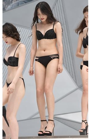 性感的长腿模特①(234P)