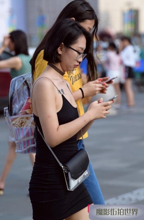 黑色吊带美女3A882[70M]