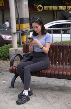 魂魂街拍作品 - 听说