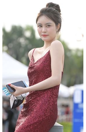 吊带红裙美女(182P)