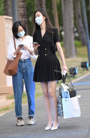 221031-10+98轻熟女【套图➕视频】 19P