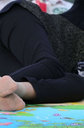 No787 清纯的少妇侧卧，完美解锁诱惑的短肉丝足底 第2套